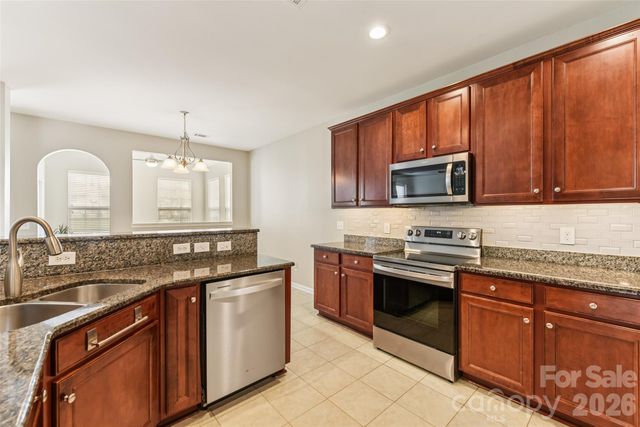 3351 Streamside Drive, Davidson, NC 28036