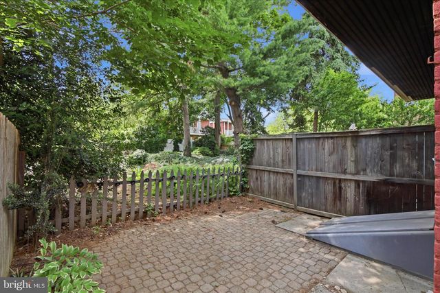 520 LANCASTER AVE, Lancaster, PA 17603