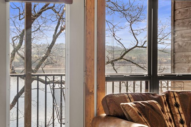 429 E Chinquapin Circle 607, Branson, MO 65616