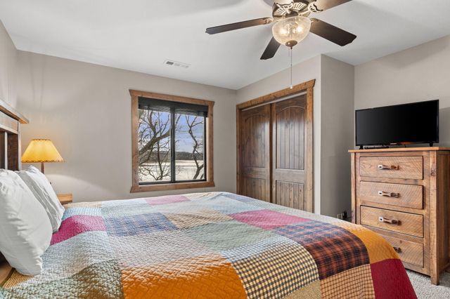 429 E Chinquapin Circle 607, Branson, MO 65616