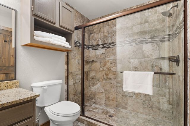 429 E Chinquapin Circle 607, Branson, MO 65616