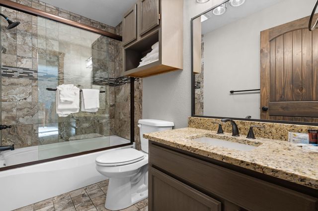 429 E Chinquapin Circle 607, Branson, MO 65616