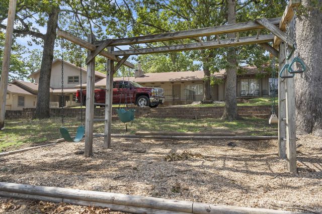 429 E Chinquapin Circle 607, Branson, MO 65616