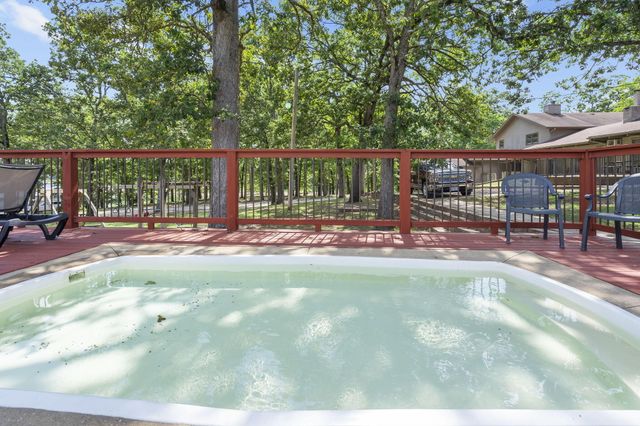 429 E Chinquapin Circle 607, Branson, MO 65616