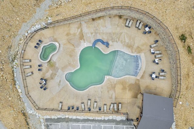 429 E Chinquapin Circle 607, Branson, MO 65616