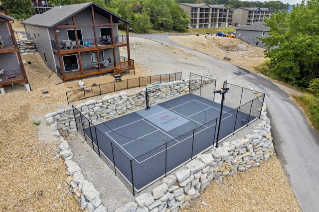 429 E Chinquapin Circle 607, Branson, MO 65616