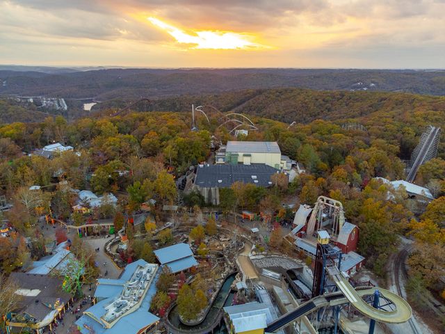 429 E Chinquapin Circle 607, Branson, MO 65616