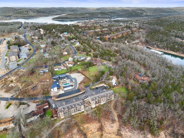 429 E Chinquapin Circle 607, Branson, MO 65616