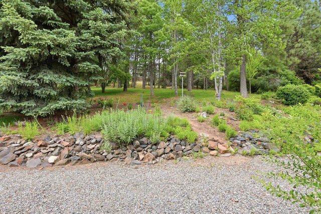 2319 E Casper Dr, Spokane, WA 99223