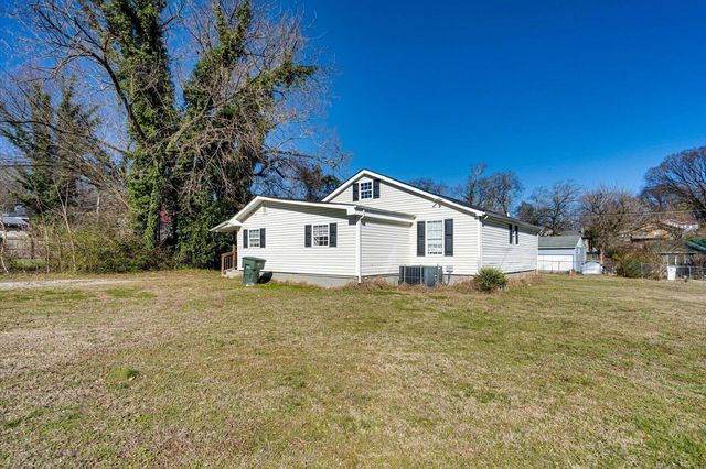 3206 Dyer Street, Chattanooga, TN 37411