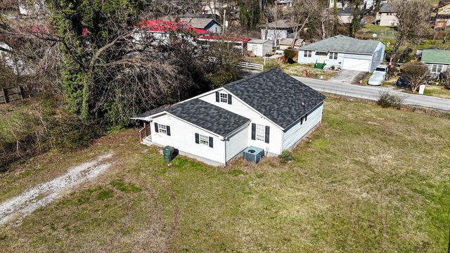 3206 Dyer Street, Chattanooga, TN 37411