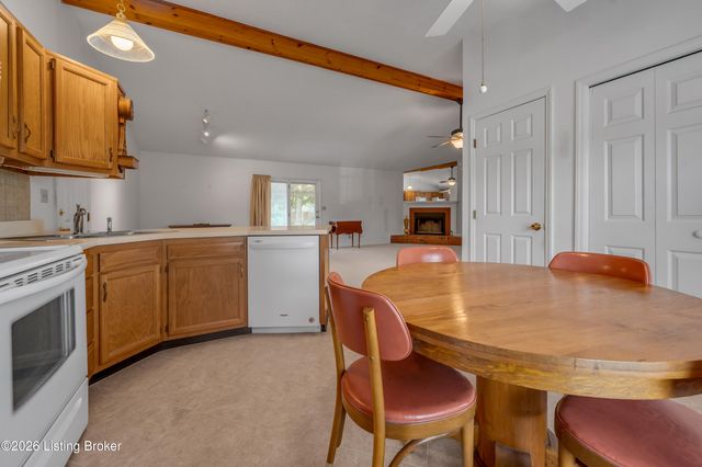 124 Kimberly Dr, Frankfort, KY 40601