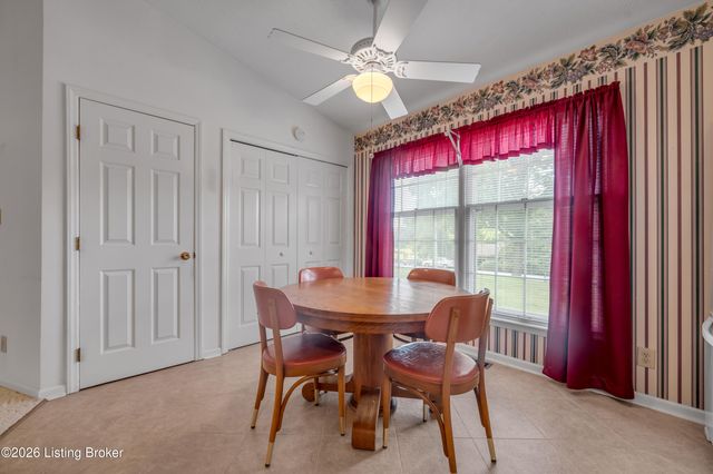 124 Kimberly Dr, Frankfort, KY 40601
