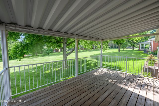 124 Kimberly Dr, Frankfort, KY 40601
