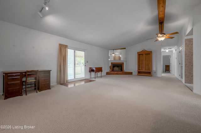 124 Kimberly Dr, Frankfort, KY 40601