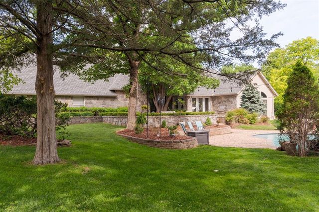 14024 S Santa Fe Avenue, Edmond, OK 73025