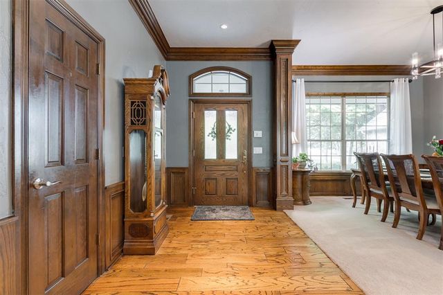 14024 S Santa Fe Avenue, Edmond, OK 73025