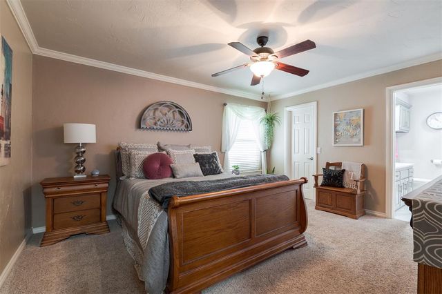 14024 S Santa Fe Avenue, Edmond, OK 73025
