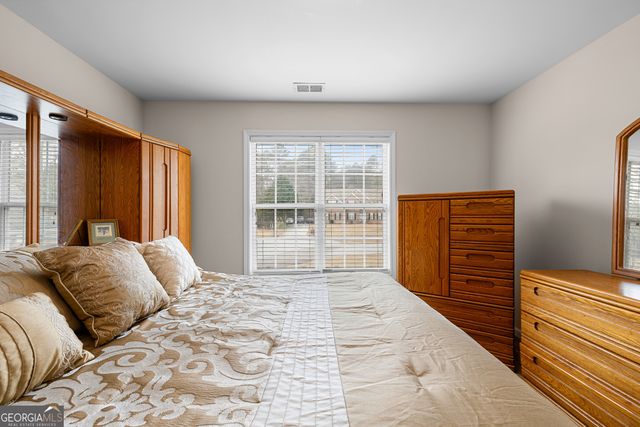 110 Kellens Court, Fayetteville, GA 30215