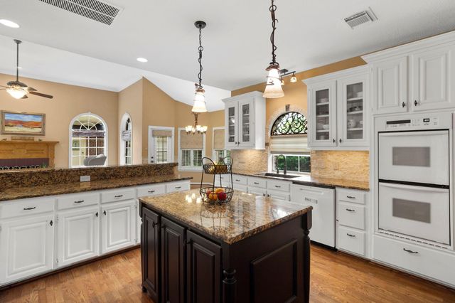 23 Saint Simons Court, Sugar Land, TX 77479
