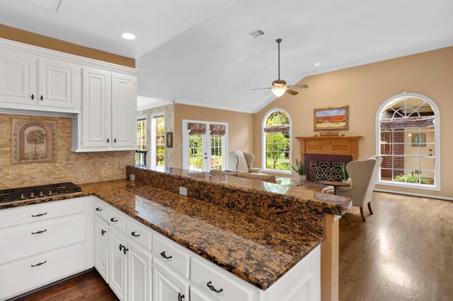 23 Saint Simons Court, Sugar Land, TX 77479