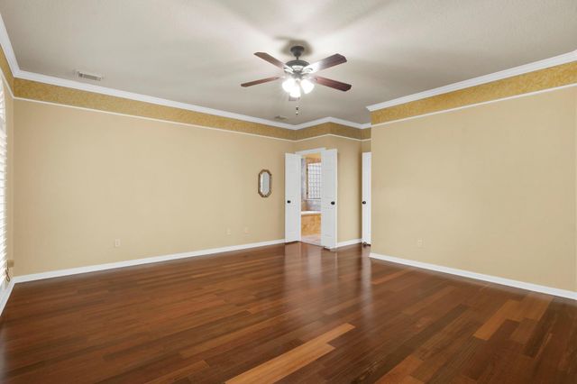 23 Saint Simons Court, Sugar Land, TX 77479