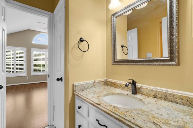 23 Saint Simons Court, Sugar Land, TX 77479