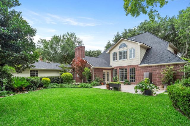 23 Saint Simons Court, Sugar Land, TX 77479