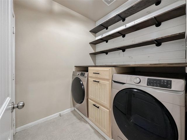 332 Country Crossing Circle, Magnolia, TX 77354