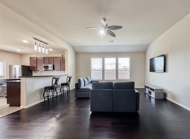 332 Country Crossing Circle, Magnolia, TX 77354