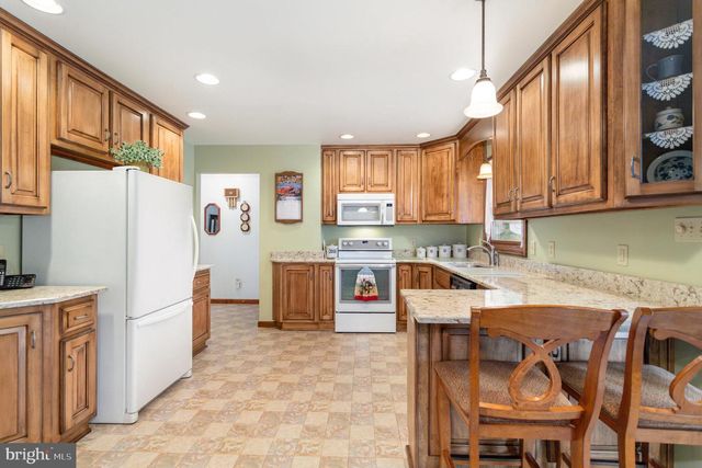 29 ROBIN CIR, Halifax, PA 17032