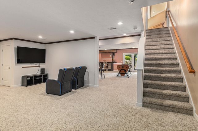 8196 E Walnut Ridge, New Carlisle, IN 46552