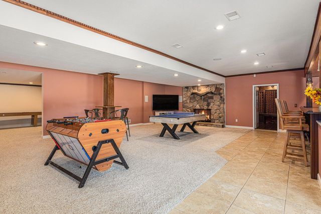 8196 E Walnut Ridge, New Carlisle, IN 46552