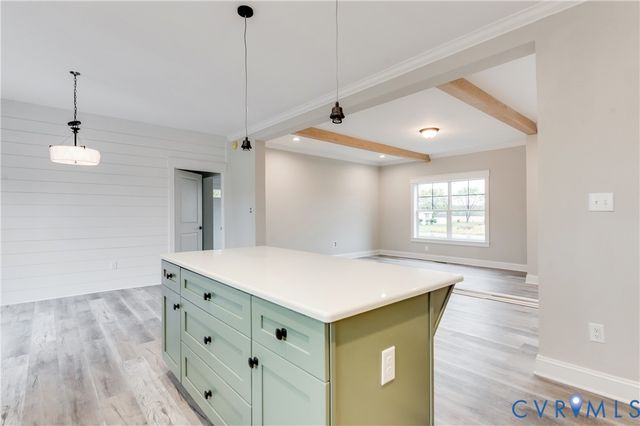 87 Crittenden Rd, Deltaville, VA 23043