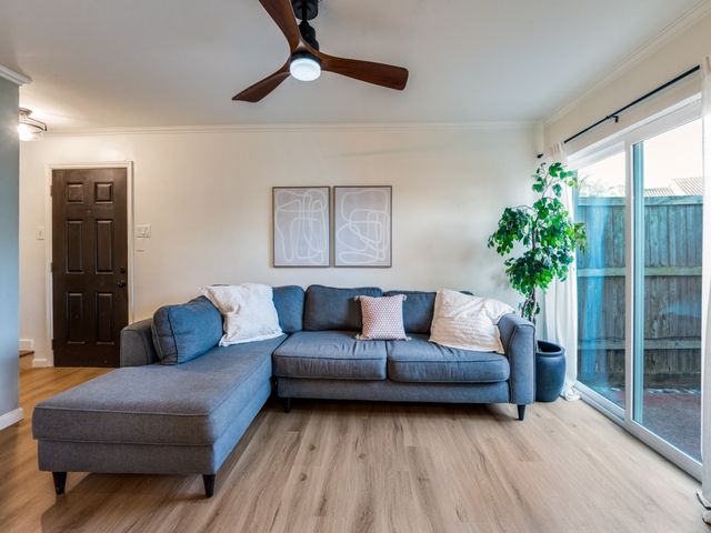 14800 Enterprise Drive 18D, Farmers Branch, TX 75234