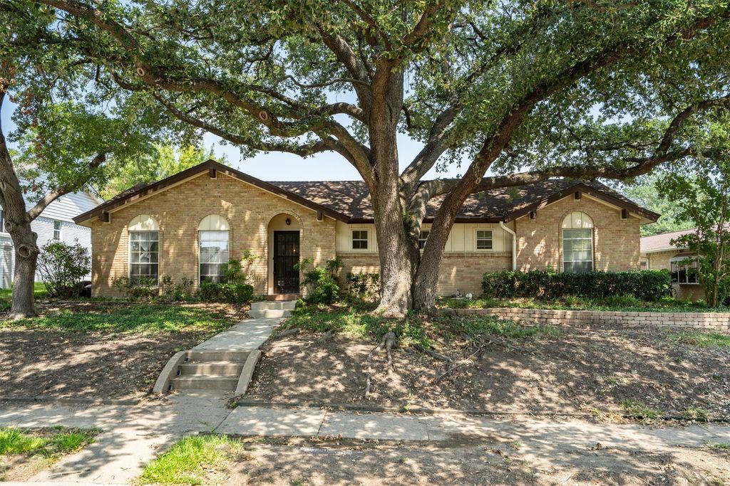 7715 El Pensador Drive, Dallas, TX 75248