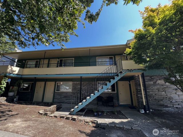 4200 Fremont Avenue N, Seattle, WA 98103