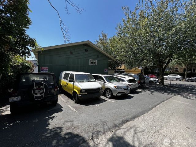 4200 Fremont Avenue N, Seattle, WA 98103