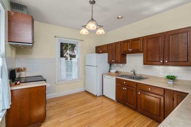 5 Spring Street A, Medfield, MA 02052