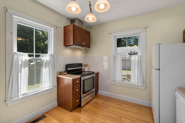 5 Spring Street A, Medfield, MA 02052