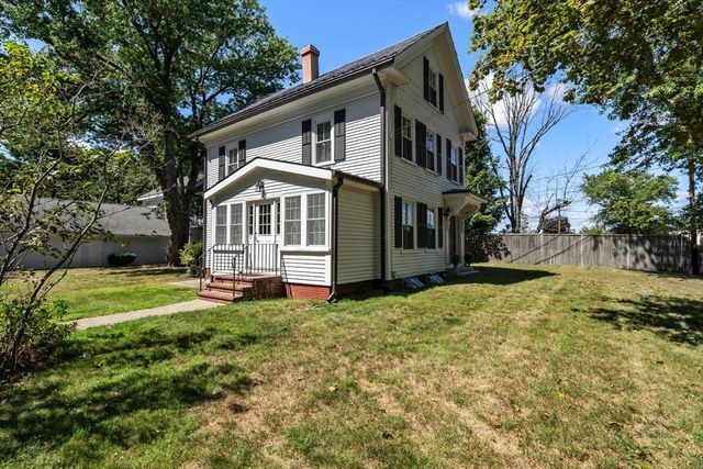 5 Spring Street A, Medfield, MA 02052