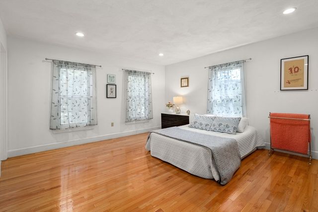 5 Spring Street A, Medfield, MA 02052