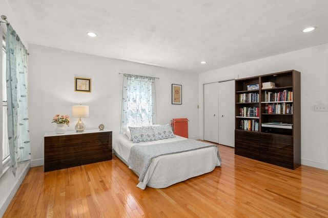 5 Spring Street A, Medfield, MA 02052