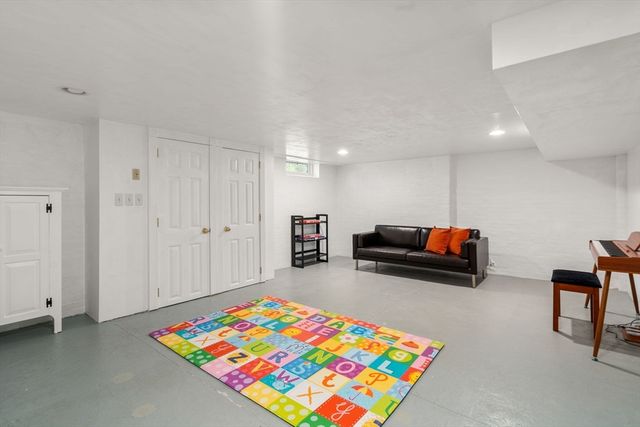 5 Spring Street A, Medfield, MA 02052