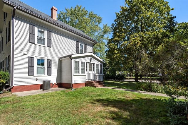 5 Spring Street A, Medfield, MA 02052