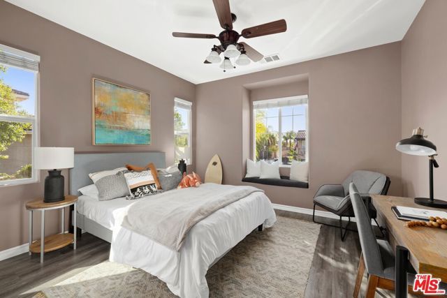 886 Hemlock Ridge Court, Simi Valley, CA 93065