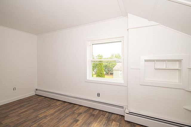 29 Crystal St, Lowell, MA 01852