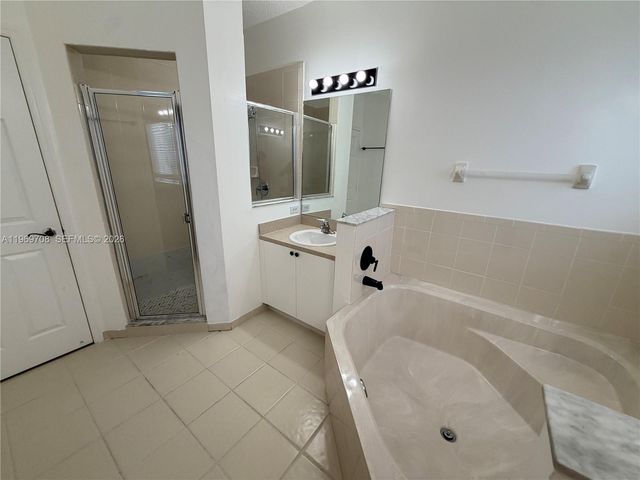 1958 SE 24th Ter, Homestead, FL 33035