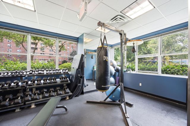 575 Grand Street E1505, New York City, NY 10002