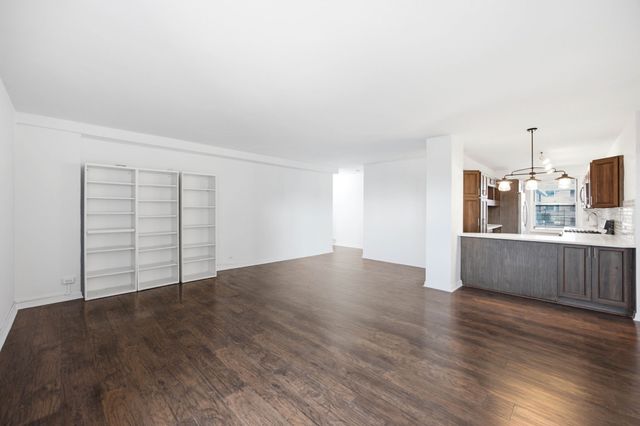 575 Grand Street E1505, New York City, NY 10002